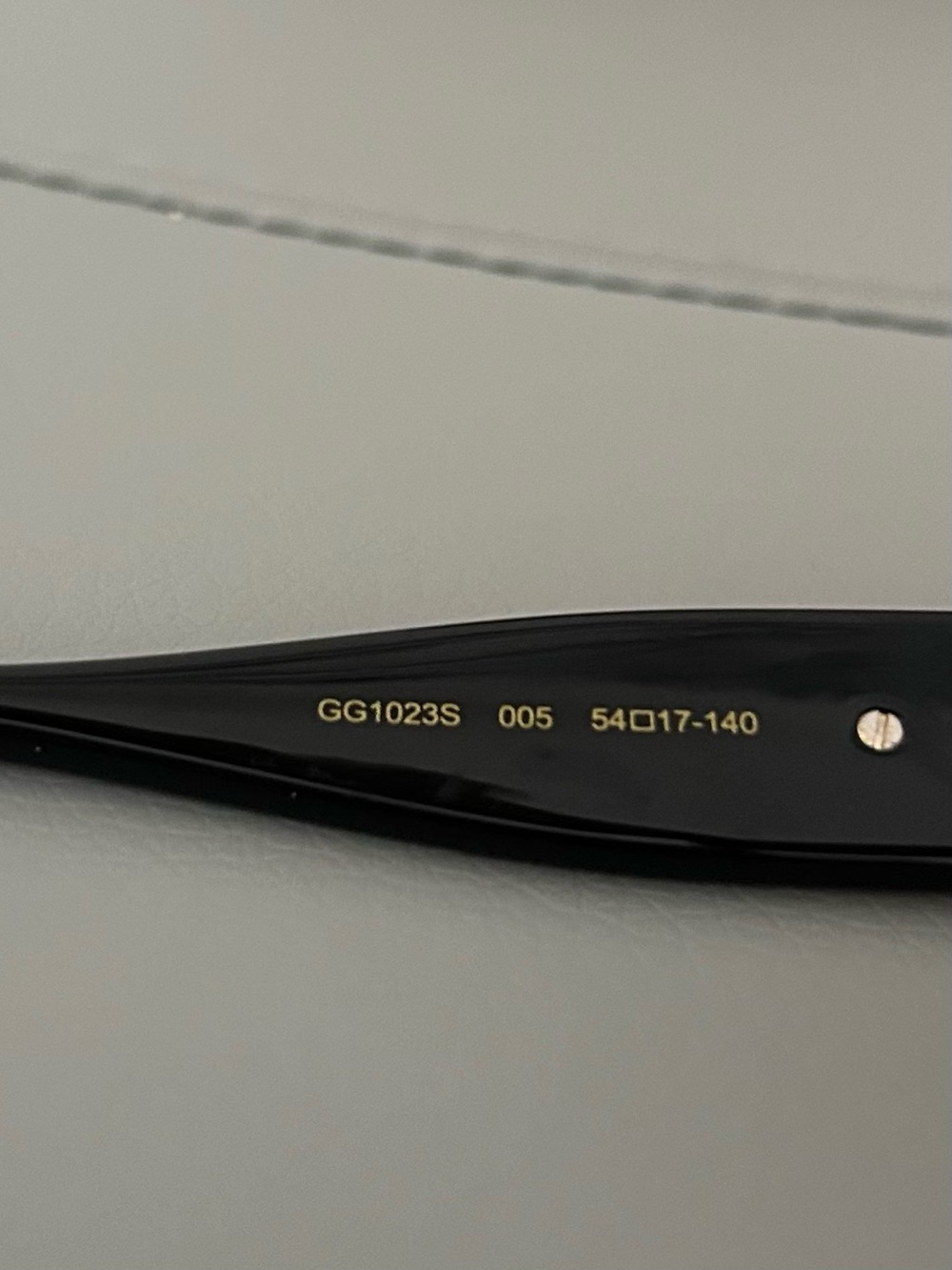 GUCCI. Gold GG Logo Gradient Cat Eye Sunglasses GG1023S 005 54 - 17-140 - Picture 8 of 11